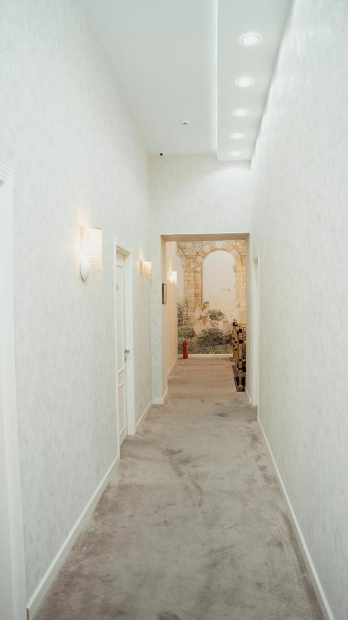 Dionis Baku Hotel ภายนอก รูปภาพ