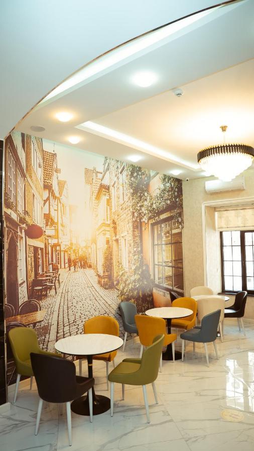 Dionis Baku Hotel ภายนอก รูปภาพ