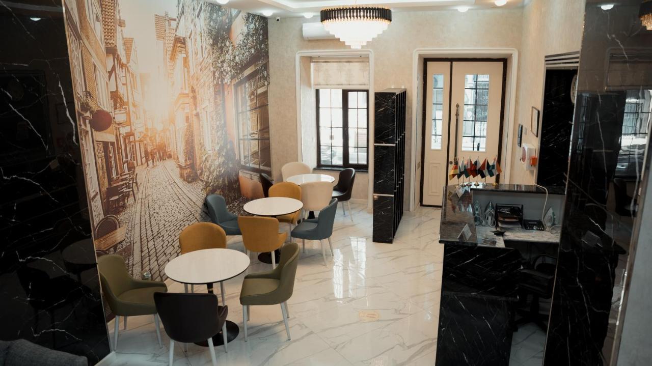 Dionis Baku Hotel ภายนอก รูปภาพ