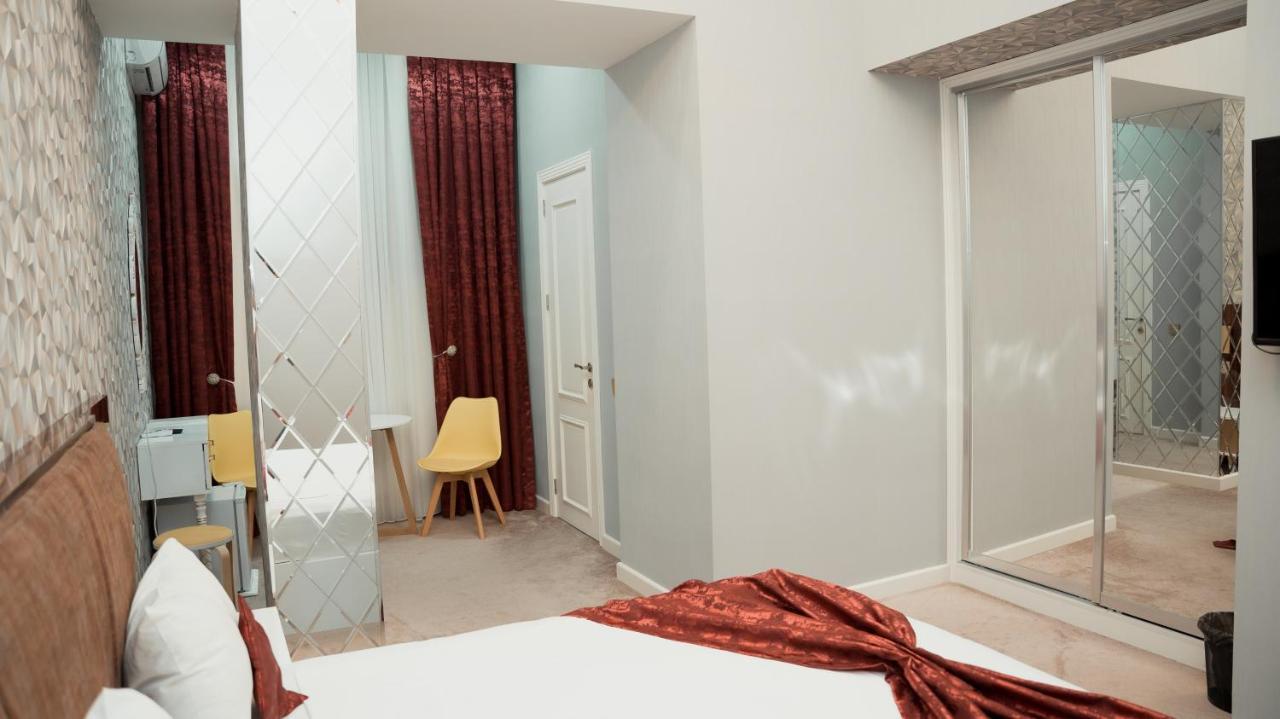 Dionis Baku Hotel ภายนอก รูปภาพ