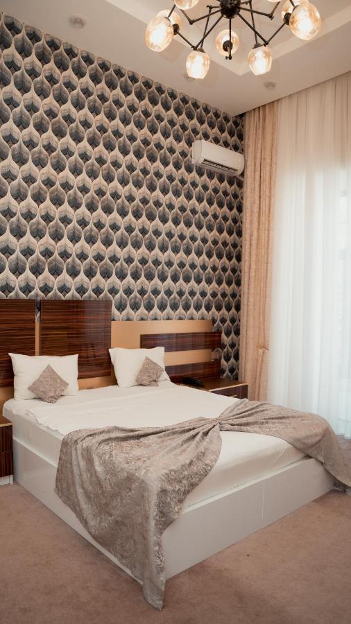 Dionis Baku Hotel ภายนอก รูปภาพ