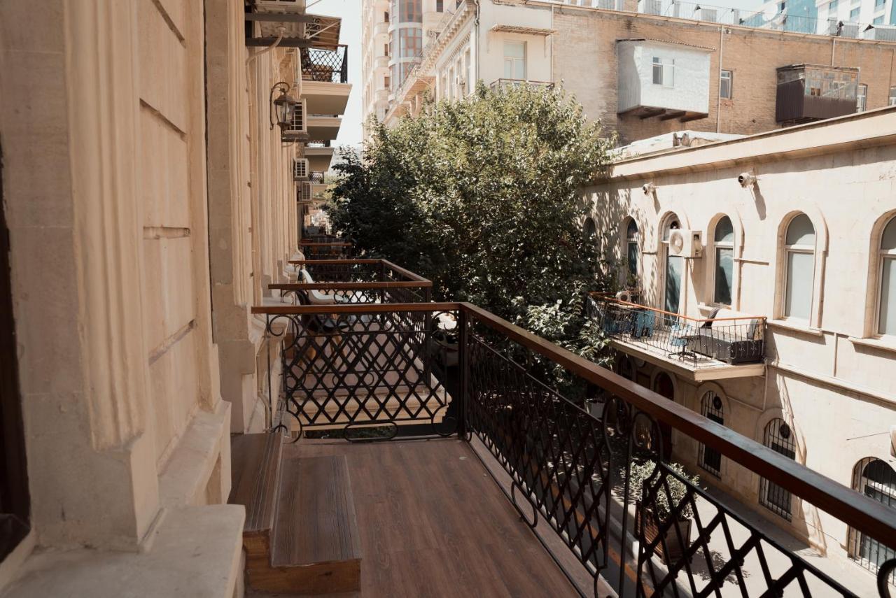 Dionis Baku Hotel ภายนอก รูปภาพ